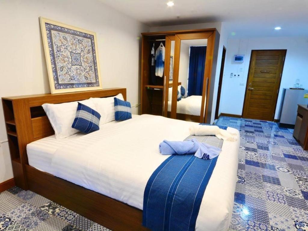 Hotel The Indigo House Phrae Zewnętrze zdjęcie