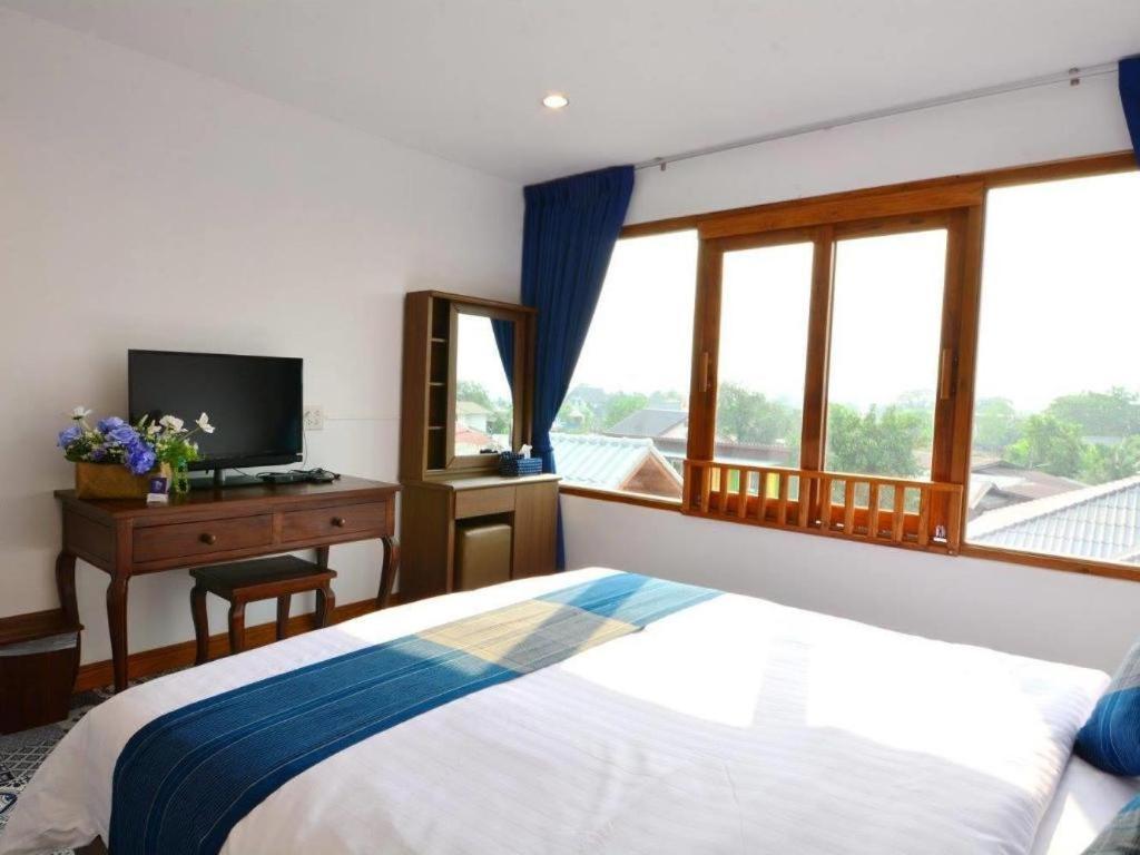 Hotel The Indigo House Phrae Zewnętrze zdjęcie