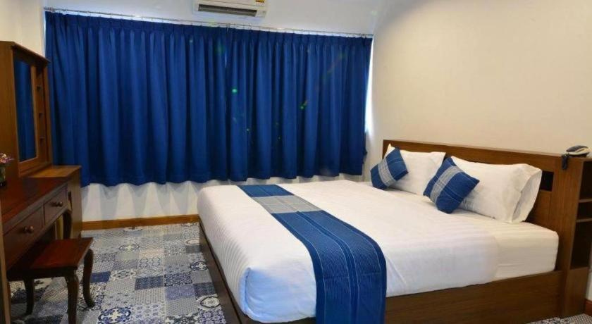 Hotel The Indigo House Phrae Zewnętrze zdjęcie