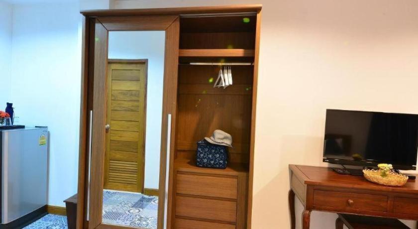 Hotel The Indigo House Phrae Zewnętrze zdjęcie